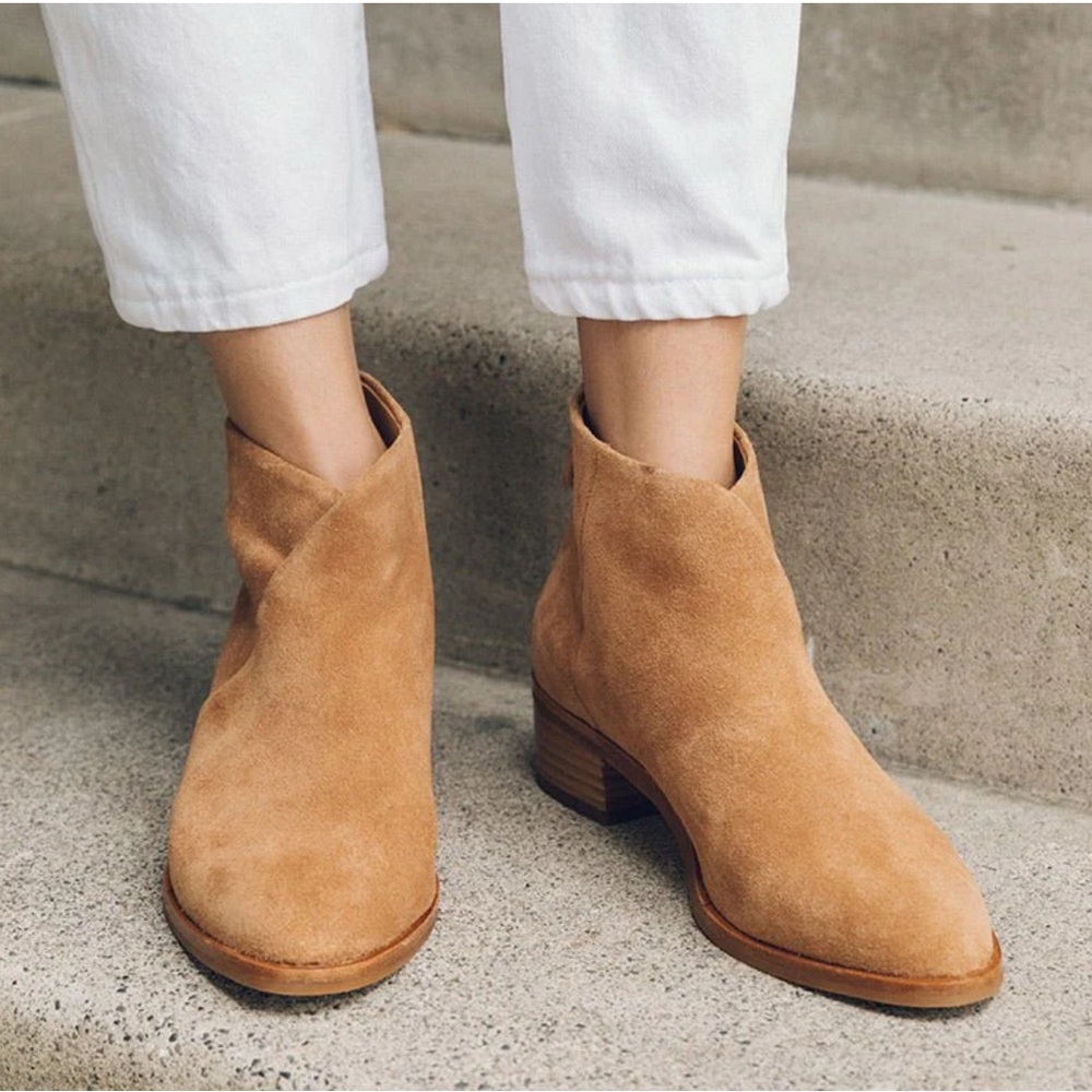 Soludos - The Venetian Bootie Size 7.5 Tan Camel Tan - NWT